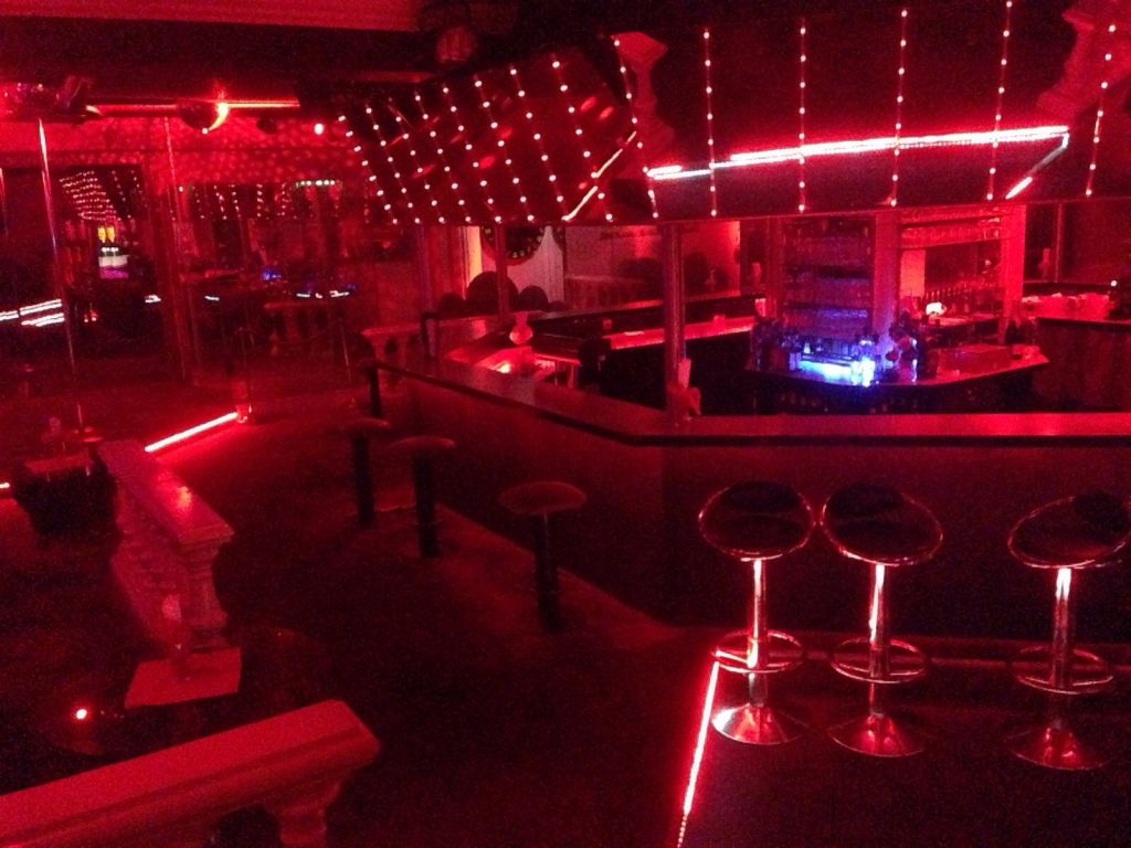 Nachtclub Vesuv in 5020 Salzburg - Bild 4